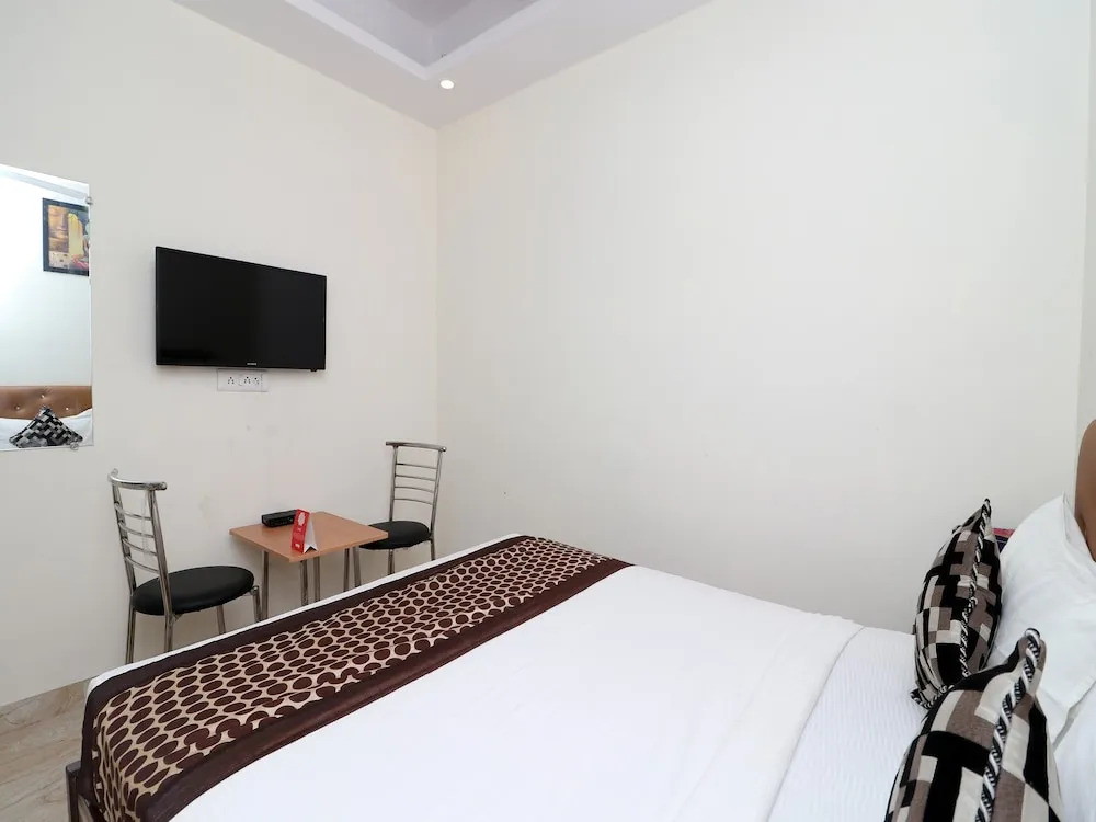 OYO 12754 Hotel The Best