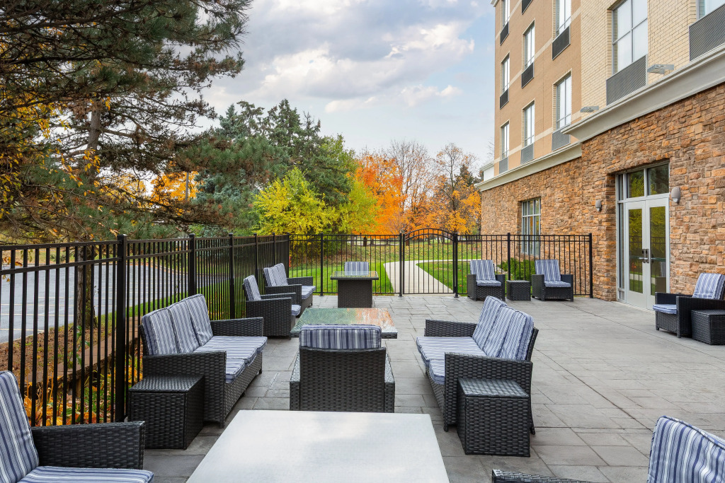 Holiday Inn & Suites Detroit - Troy by IHG