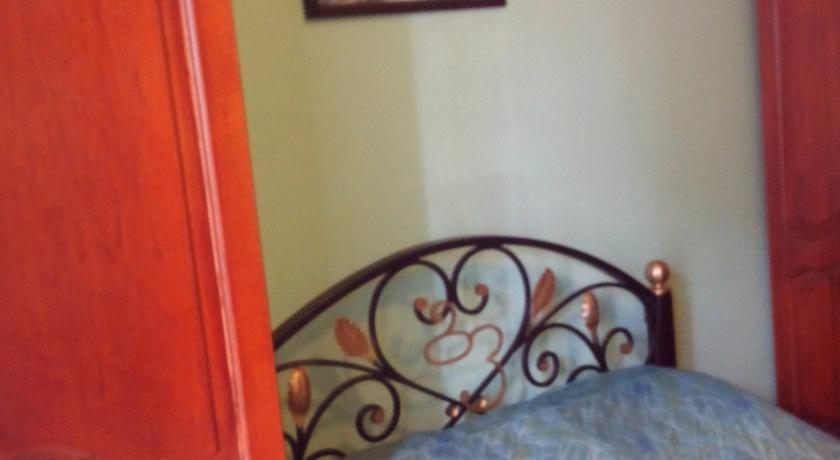 Gulos guest house