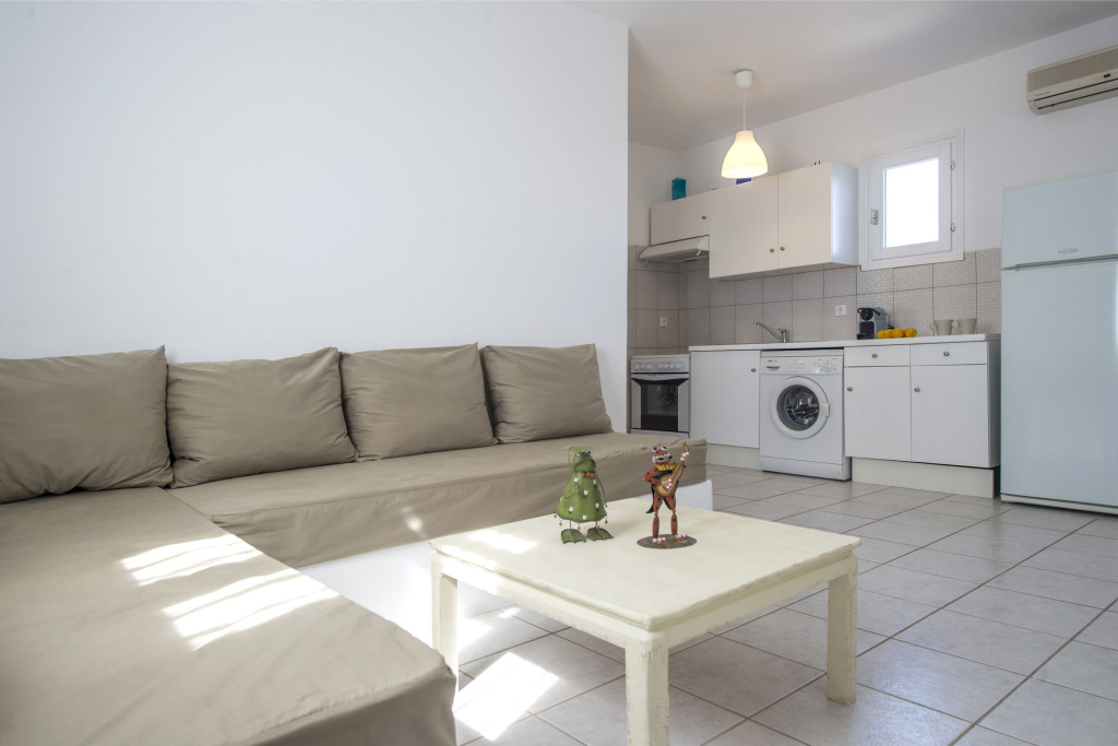 Cleopatra Seaside Homes, Logaras, Paros