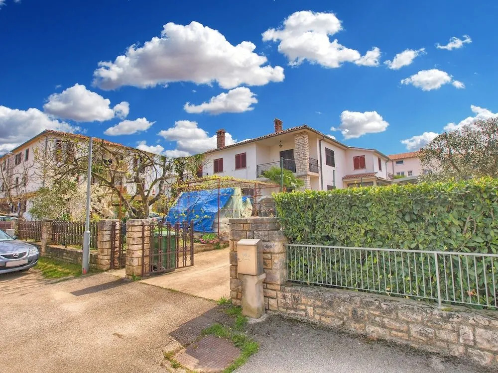 Apartment Ana 1068