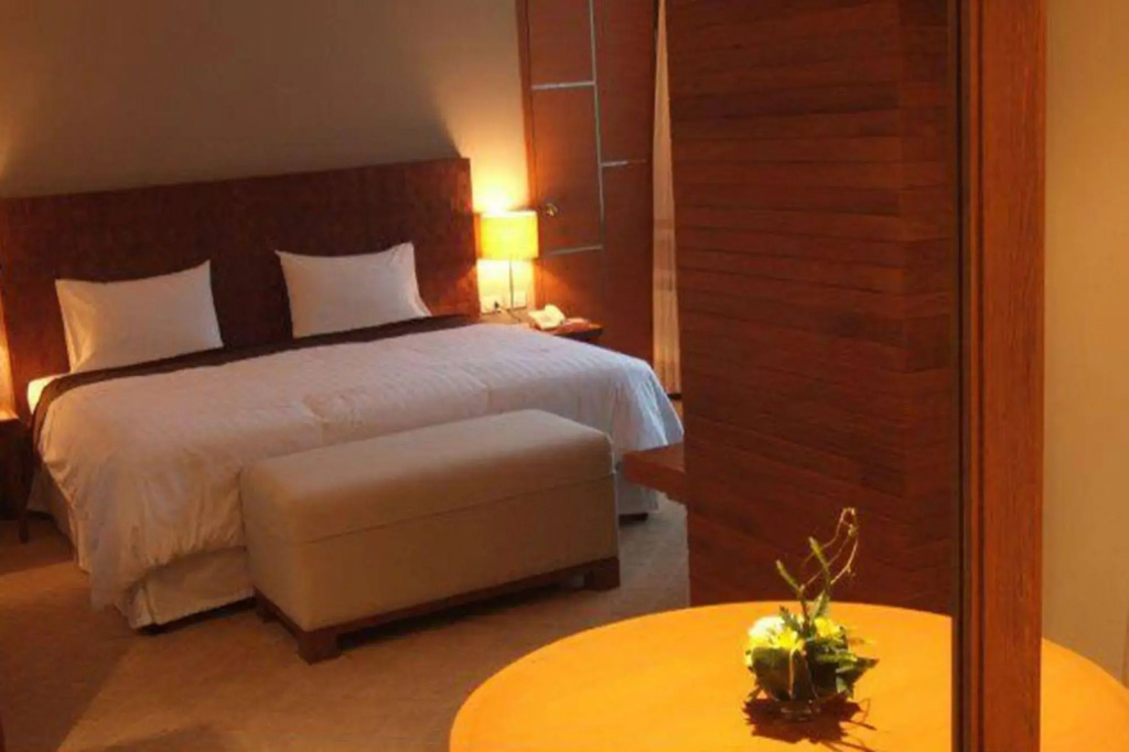 Sunee Grand Hotel and Convention Center
