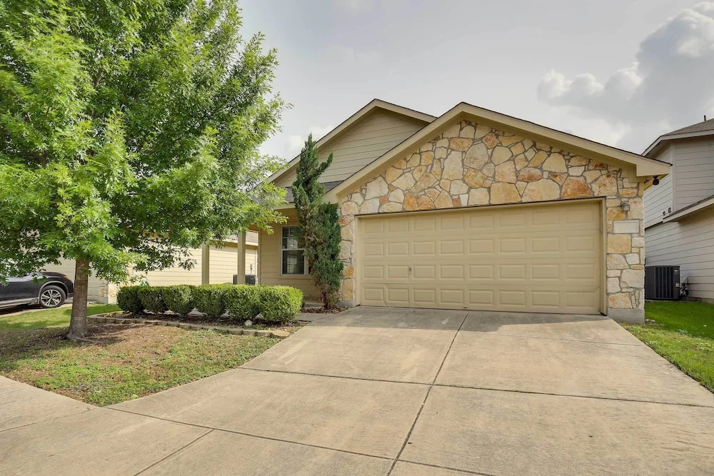 San Antonio Home w/ Game Room, 9 Mi to Seaworld!