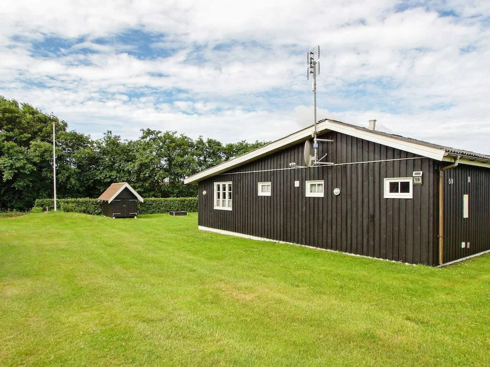 8 Person Holiday Home in Hemmet
