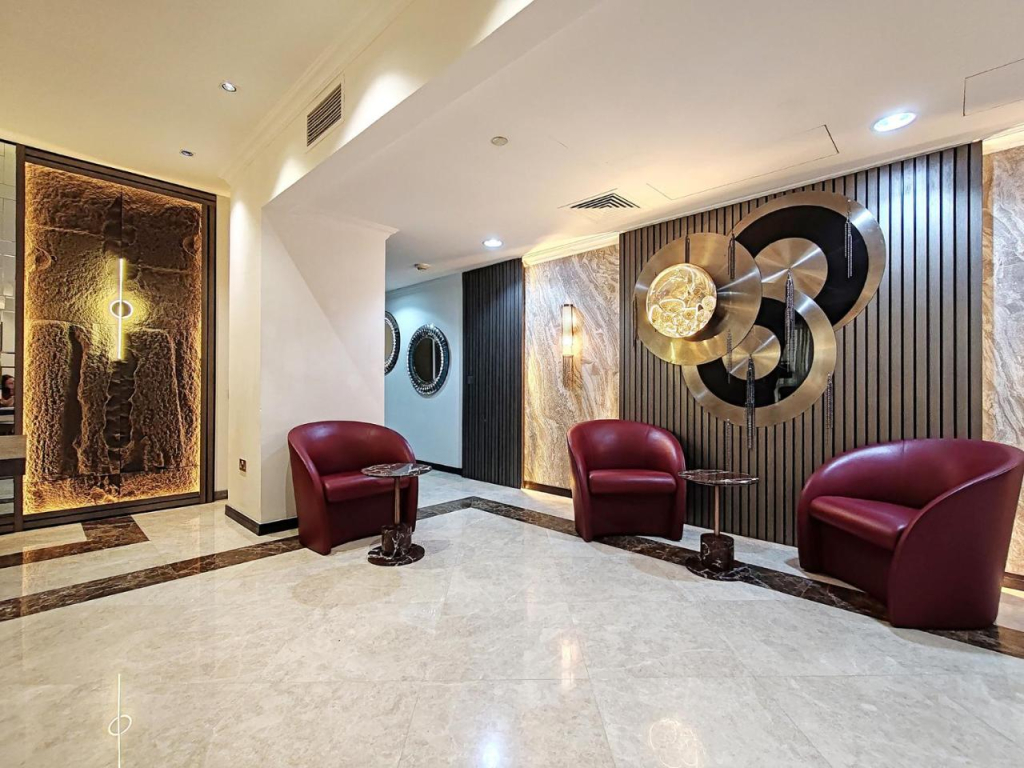 Dubai Marina beautiful apartment with water view