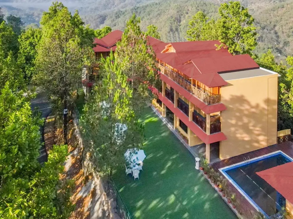 Summit Jungle Resort