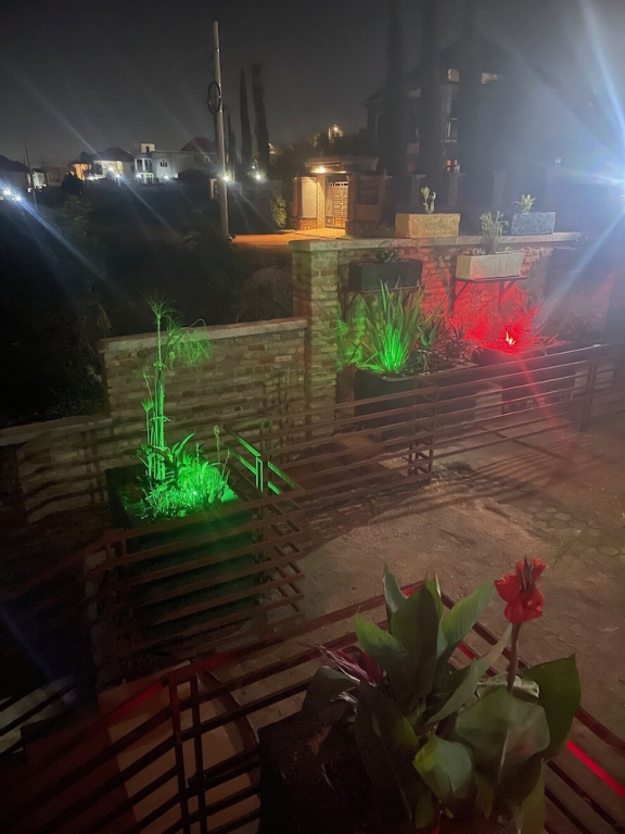 Zeyman's Apartments