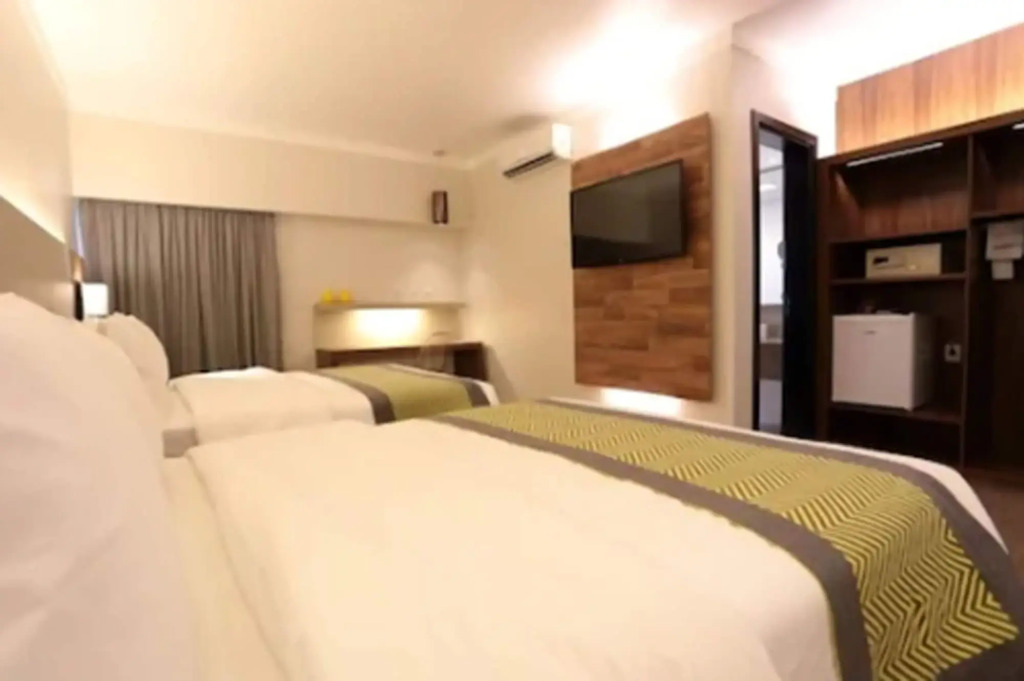 Oasis Plaza Hotel