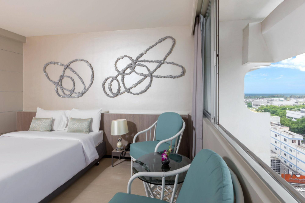 Pearl Hotel Phuket