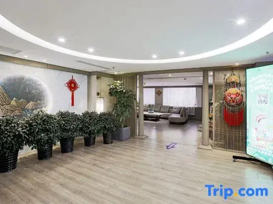 Yunteng Hotel