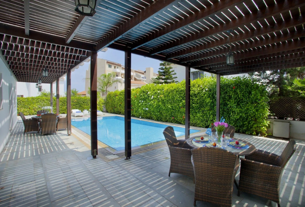 Villa Skyros