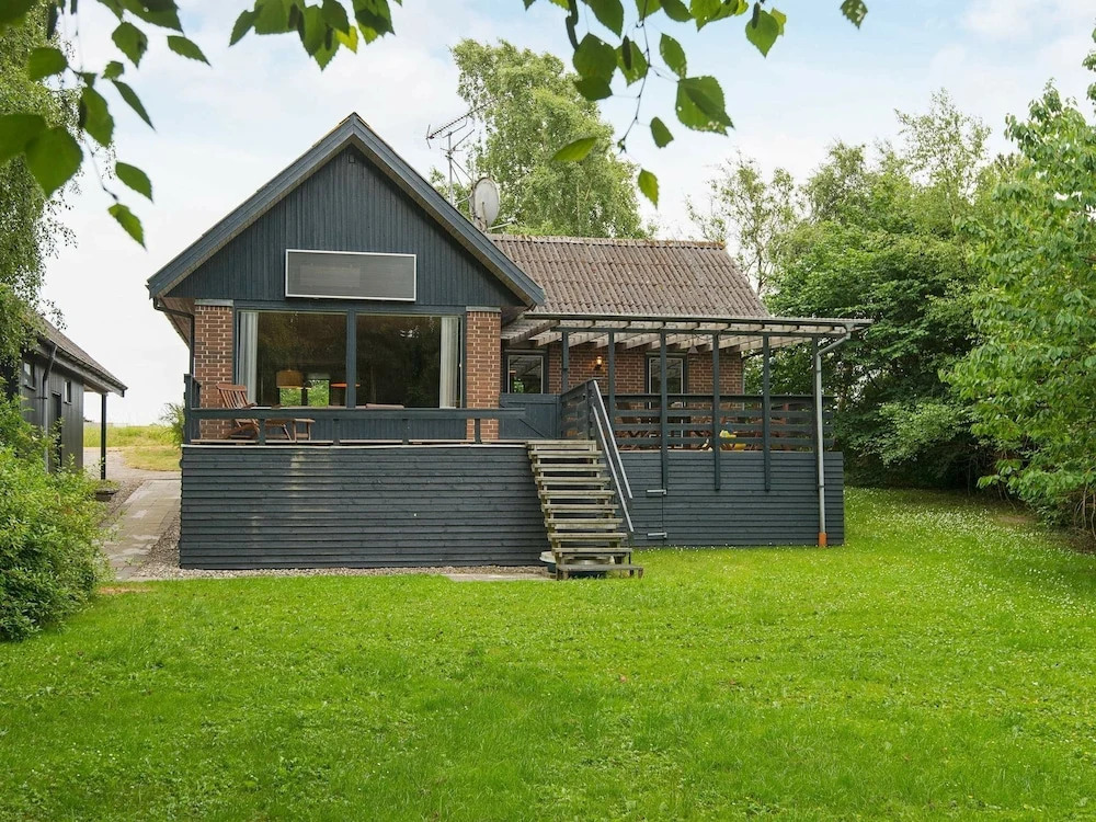 Inviting Holiday Home in Ebeltoft With Barbecue