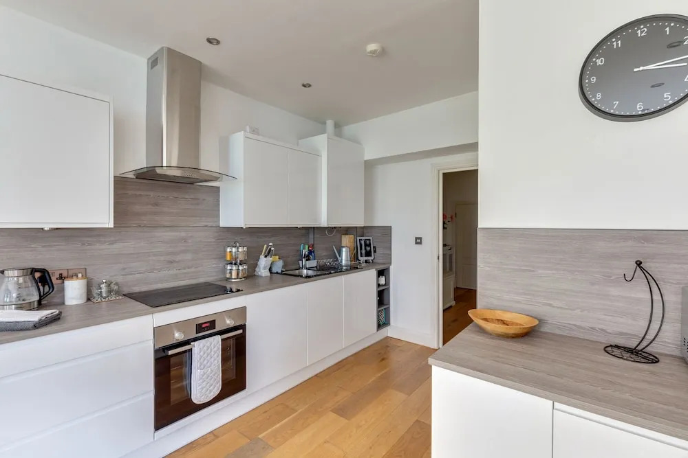 Fantastic 1BD Flat With Garden Central Kingston