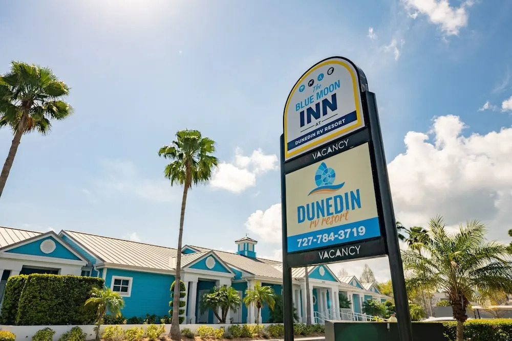 Blue Moon Inn