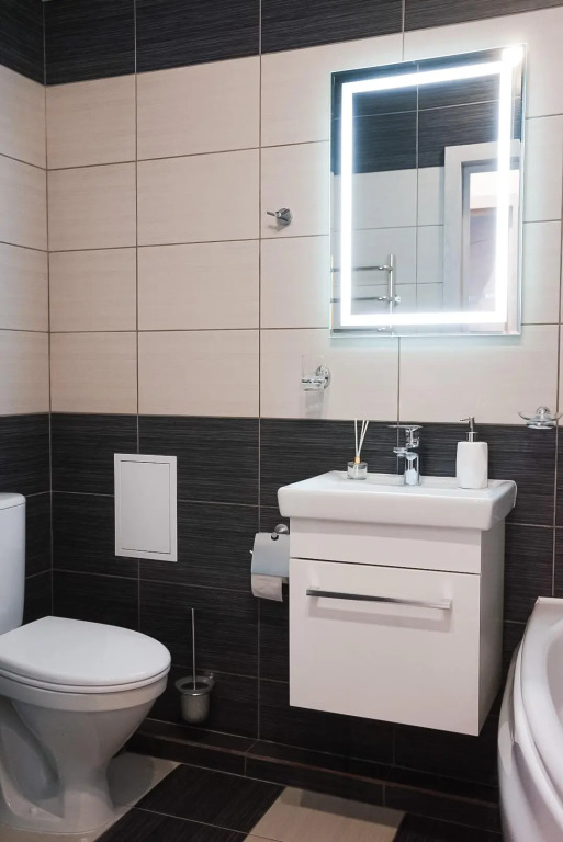 Apartments in Turist Centre of Kaliningrad (With the Botanic Garden View)