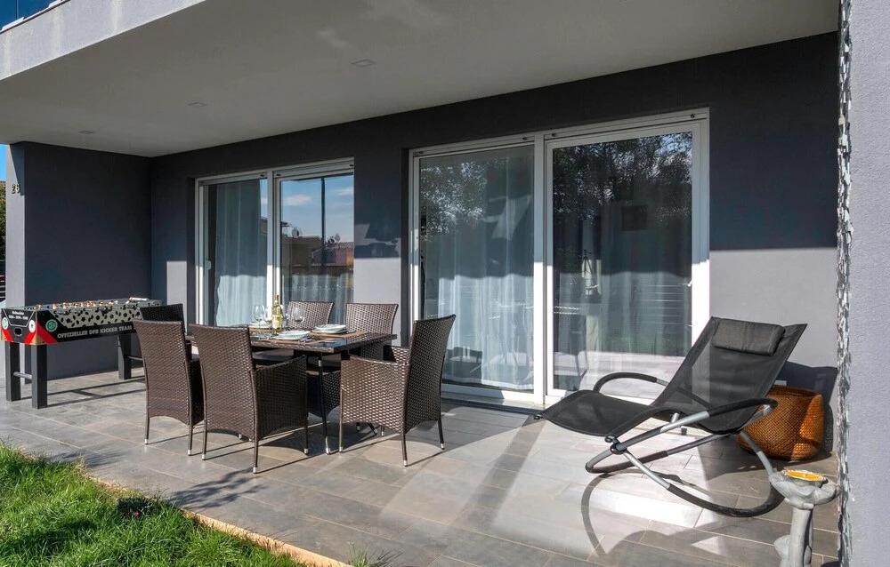 Amazing Home in Peroj With 4 Bedrooms, Wifi and Outdoor Swimming Pool
