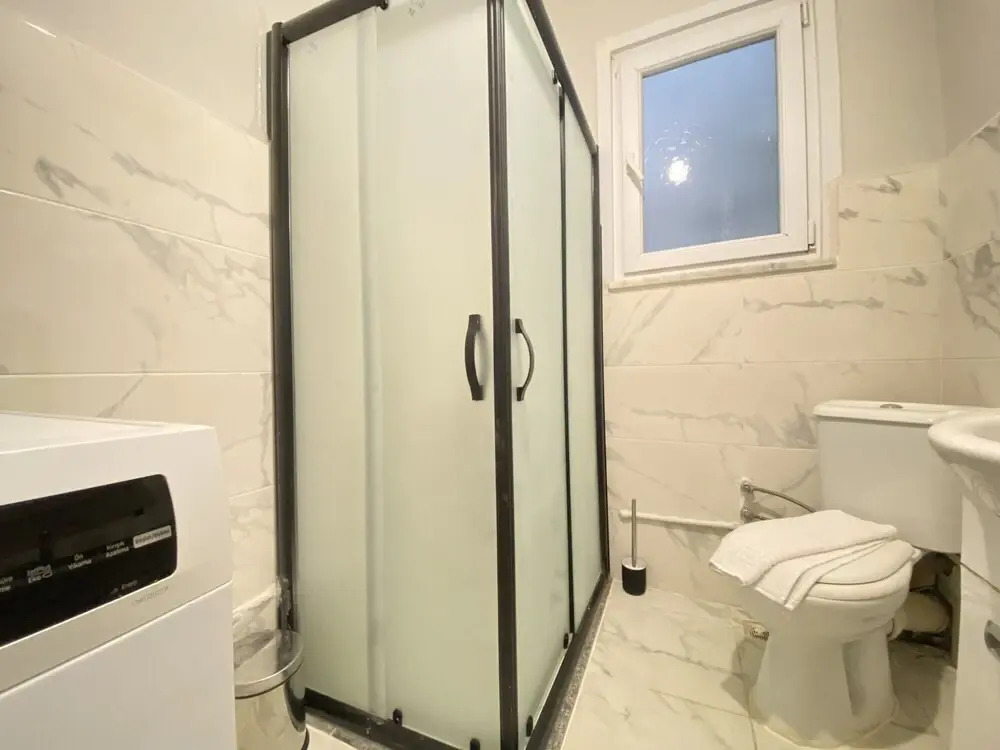 Charming Flat Near Osmanbey Metro Station