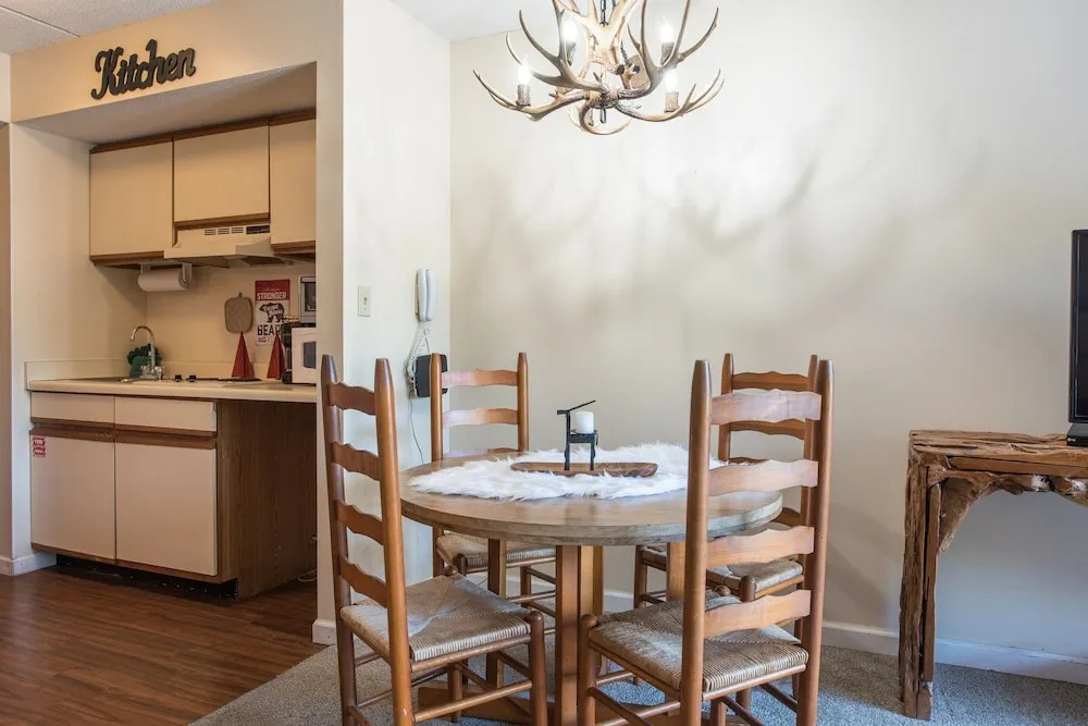 Charming 1BR Downtown Gatlinburg