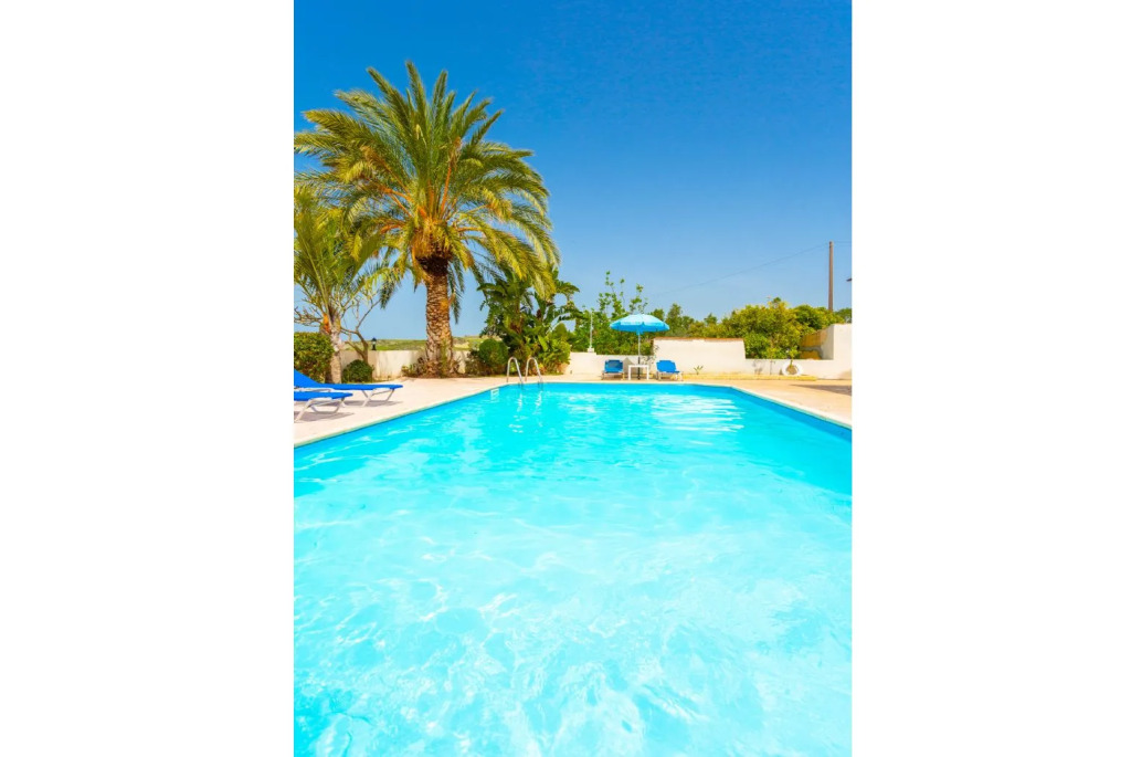 Villa Noni Large Private Pool AC WiFi