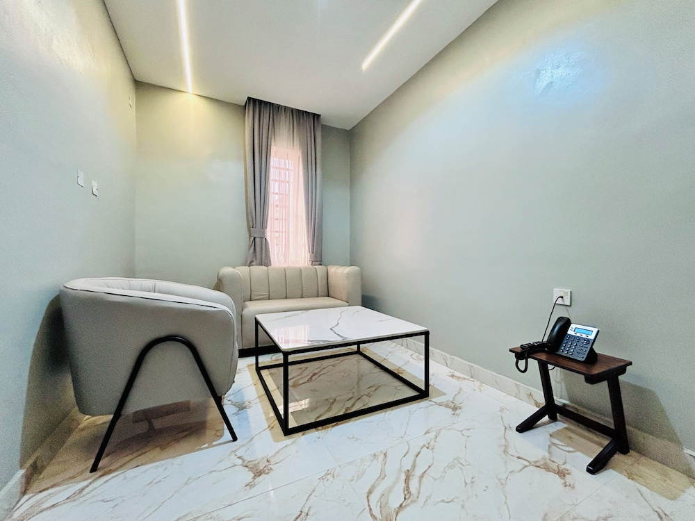 Pearlwood Hotels