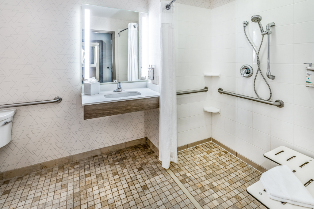 Holiday Inn Express & Suites Colorado Springs First & Main by IHG