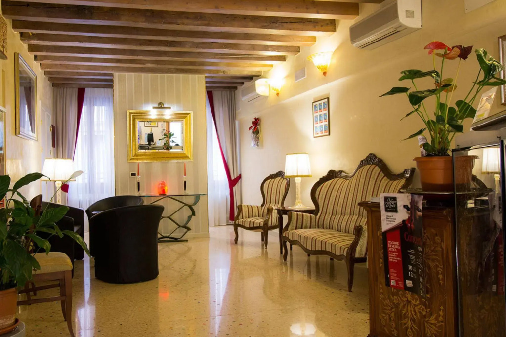 Hotel Antigo Trovatore