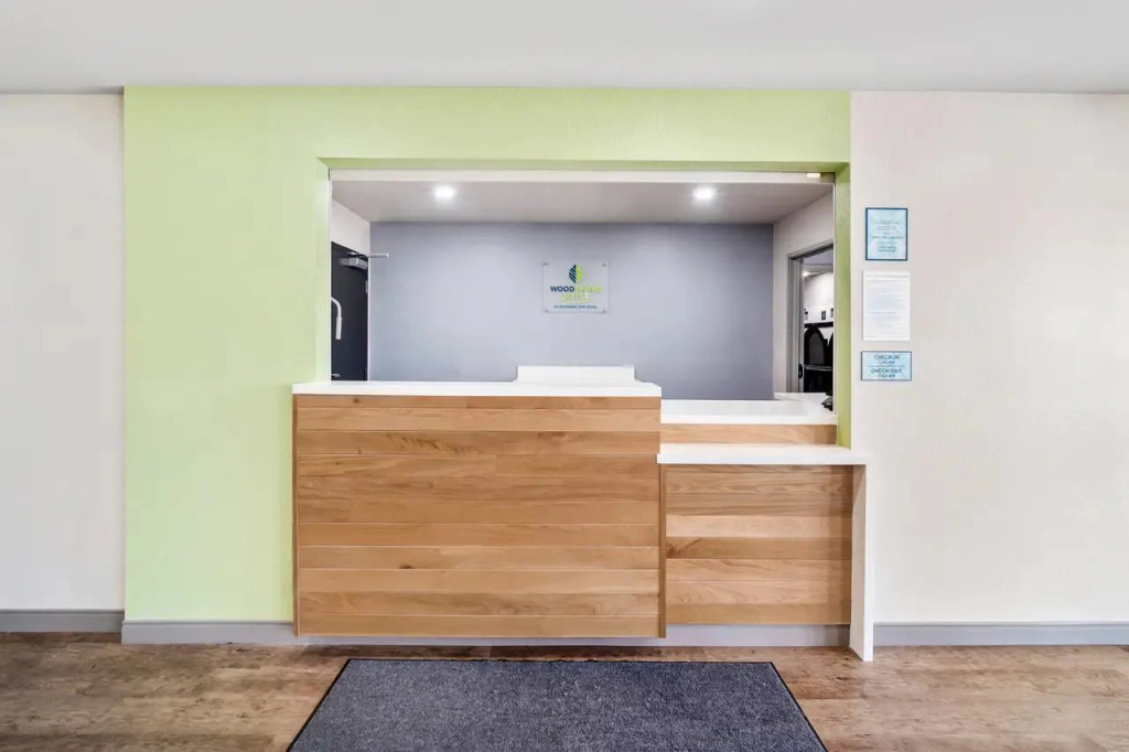 WoodSpring Suites Fort Myers - Cape Coral