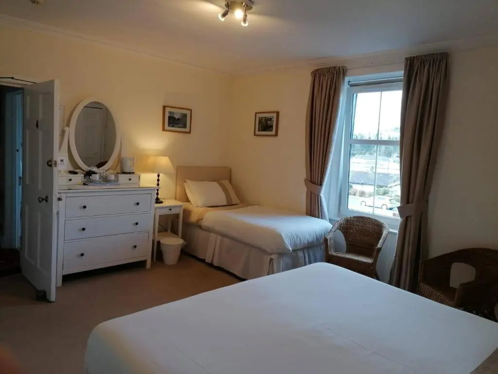 Broomfield House Bed and Breakfast