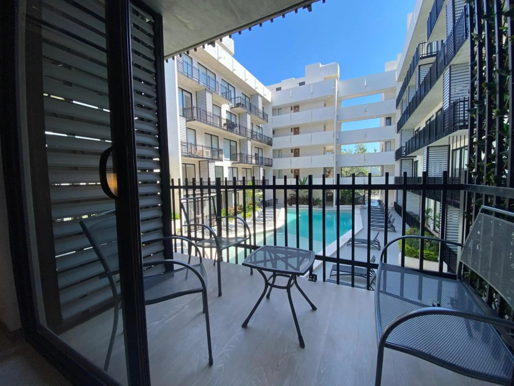 369 LUXURY APARTMENTS, URBAN TOWERS -PARKING FREE - 2 Pools