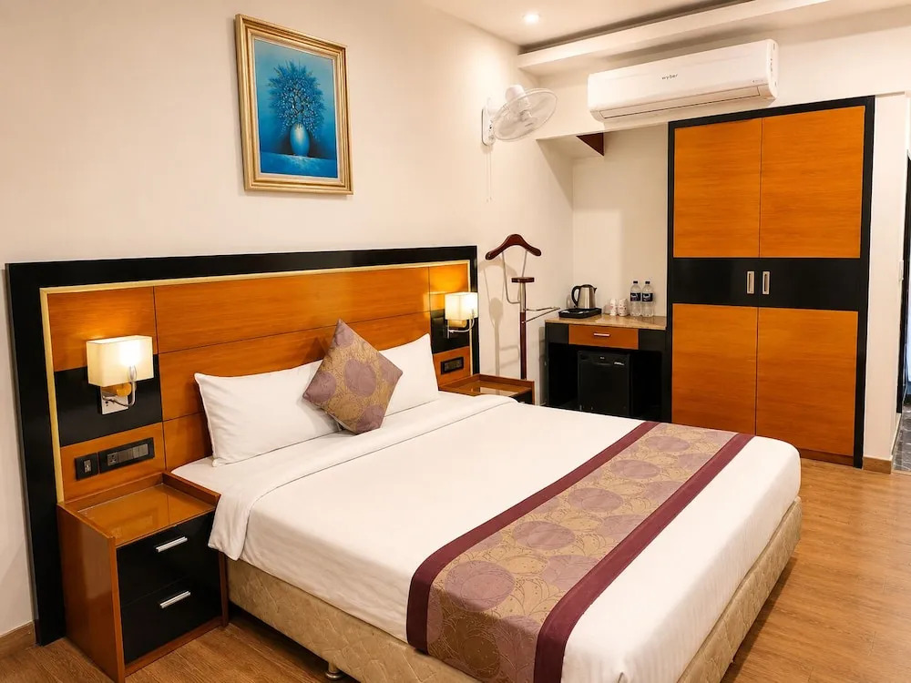 Hotel BB Grand Agra
