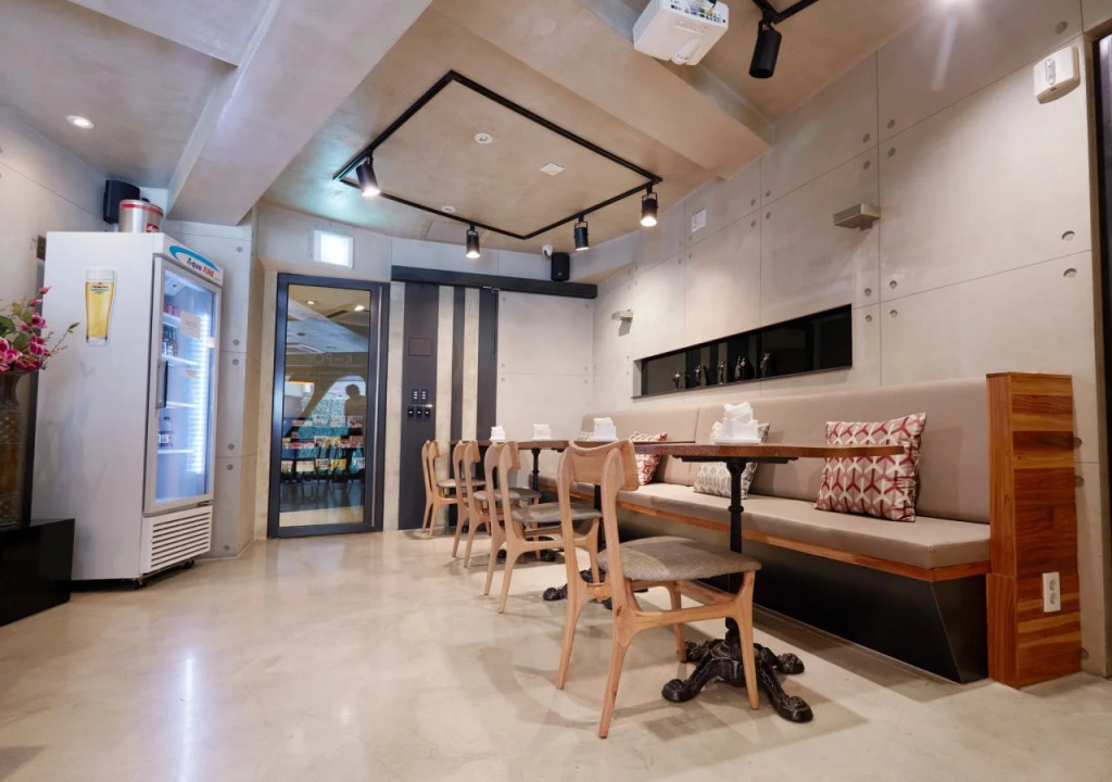 Tria Hotel