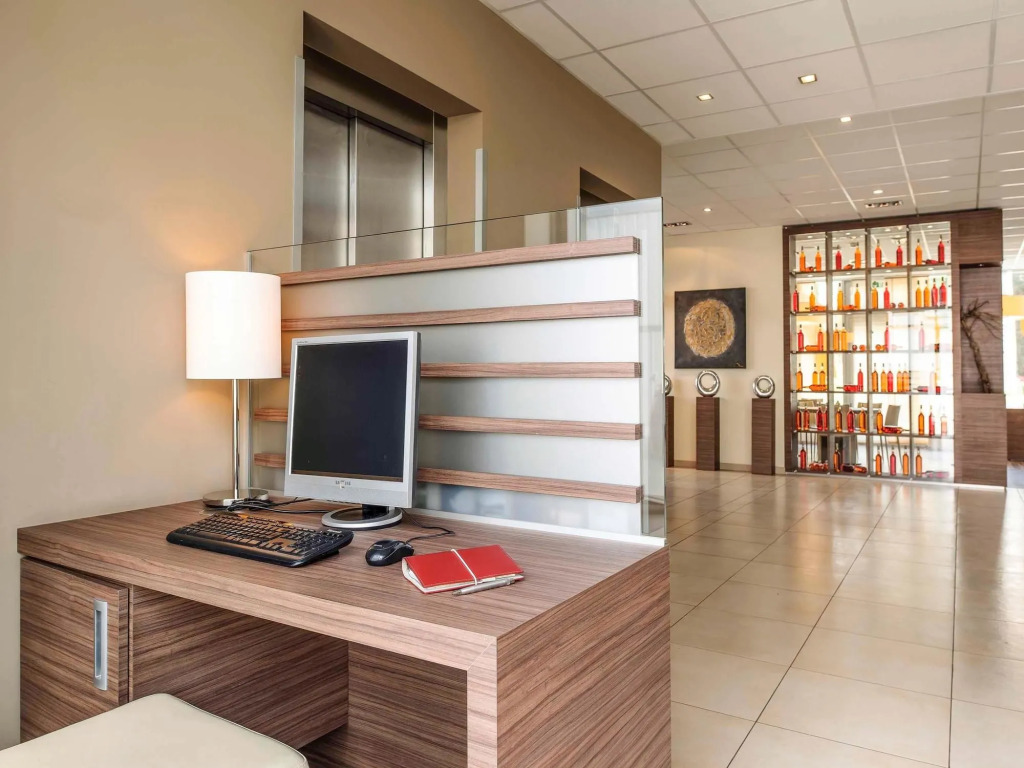 Hotel ibis Friedrichshafen Airport Messe