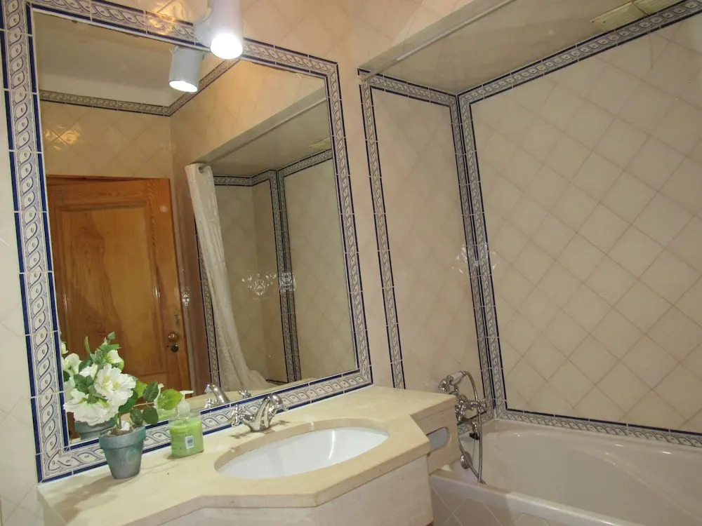 Albufeira 2 Rooms Central Large Apart, Pool, Wifi