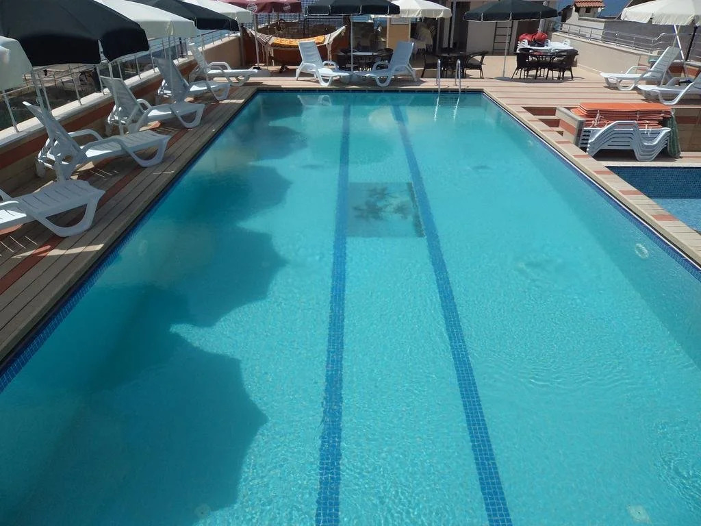 Zeus Hotel