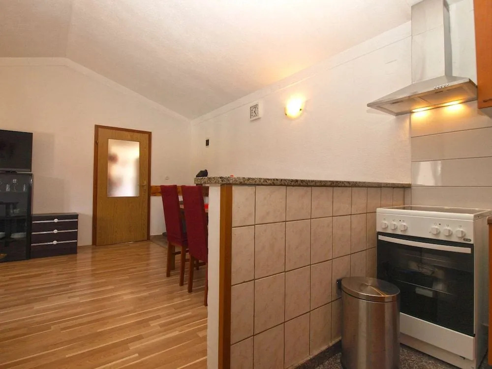 Apartment 1680