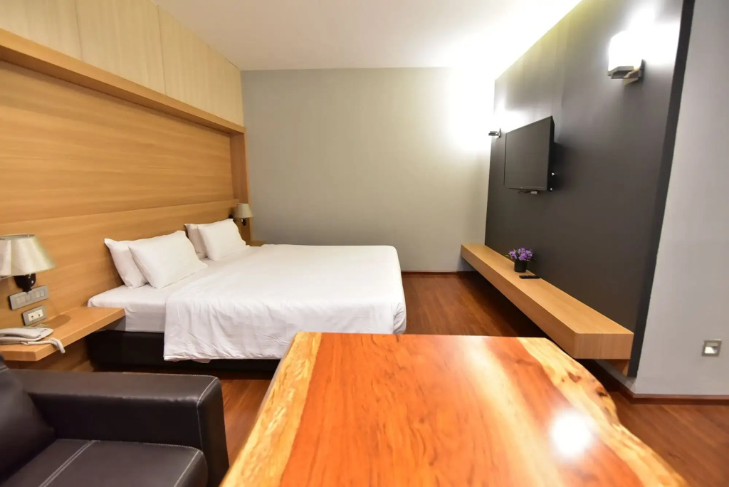 The Three Hat Yai