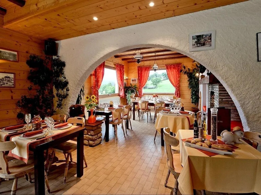 Logis Hotel Les Playes
