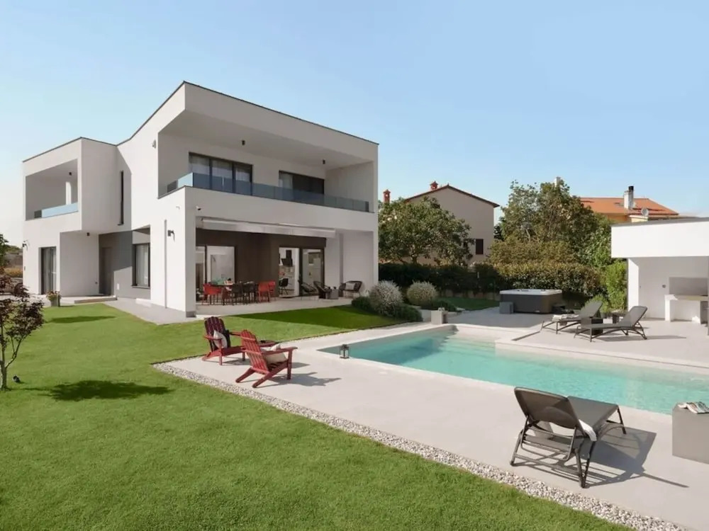 Zen Comfortable Holiday Residence
