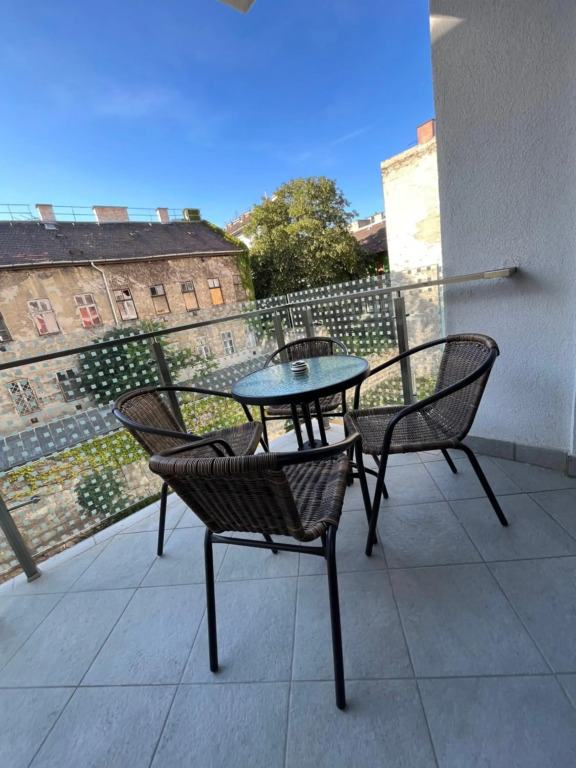 B 304, apartments in the heart of Budapest
