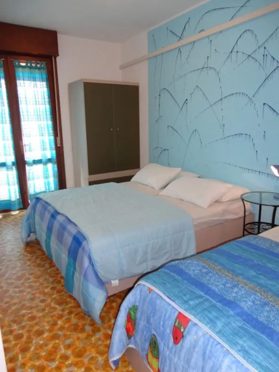 Cozy flat close to the sea