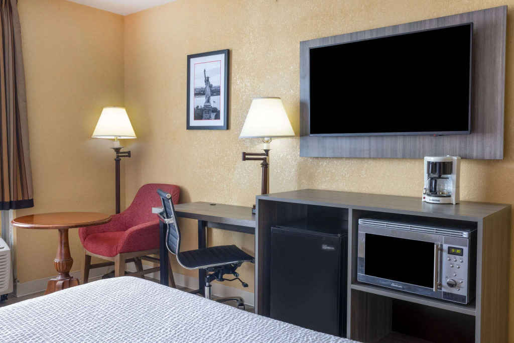 Ramada by Wyndham Rome - Verona