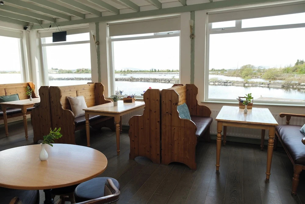 Greenfield Lodge Hotel Bar & Bistro