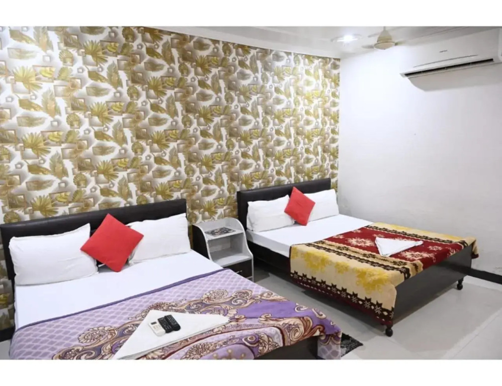 Hotel Arya