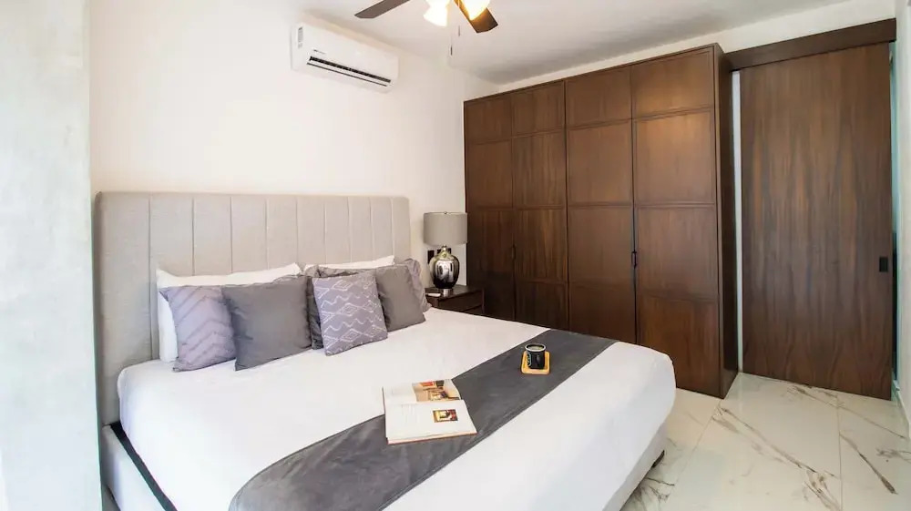 Serene Stylish Stay Roof Pool and Lounge