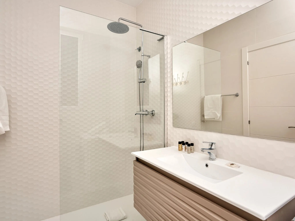 UD Apartments Barcelona - Marina Vintage Exclusive Apartment (2BR)