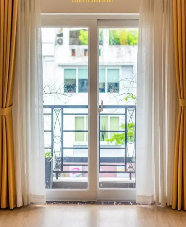 Simmi 4 Hotel & Apartment Near SECC