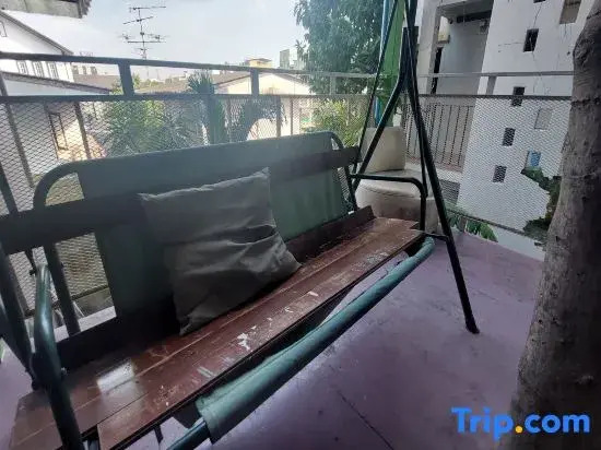 Sukhum Mega Bangna Guest House