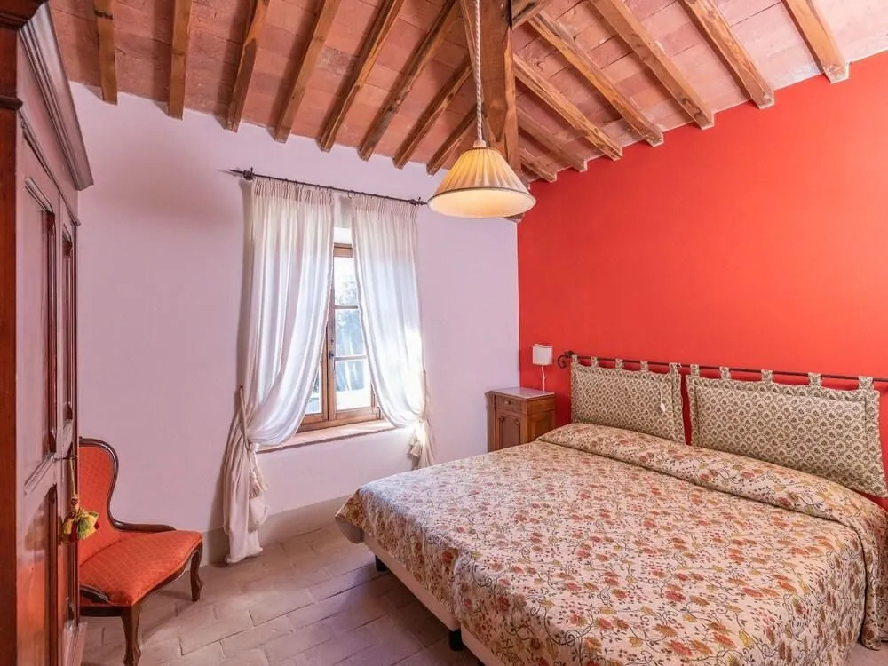Traditional Apartment in Rapolano Terme with Swimming Pool