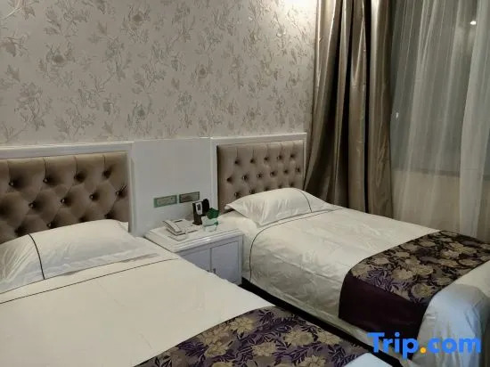 Hengfeng Hotel (Guilin High Speed Railway North Station No.19 Middle School Shop)