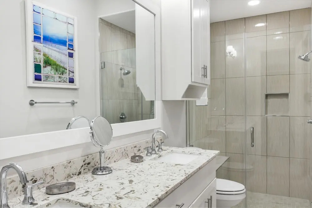 New Listing! New : Pool, Golf Cart, Near Beach 4 Bedroom Home
